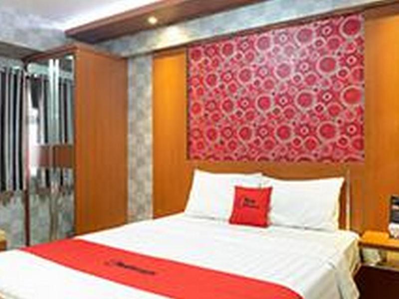 RedDoorz Apartment at Bogor Valley - image 32