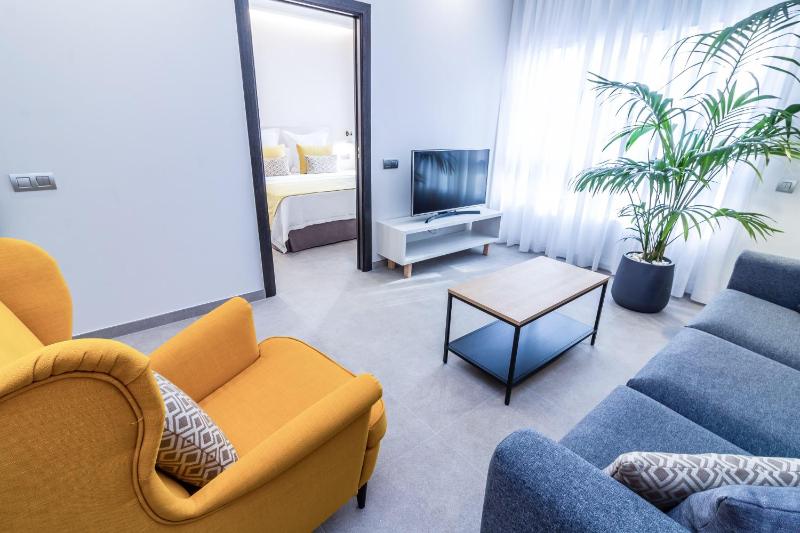 URBANSEA Holiday Homes - image 1