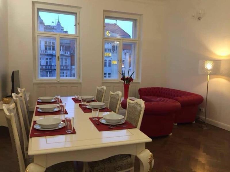 Luxury flat in Wenceslas Square - image 8