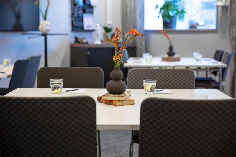 Radisson Blu Riverside Hotel - image 14