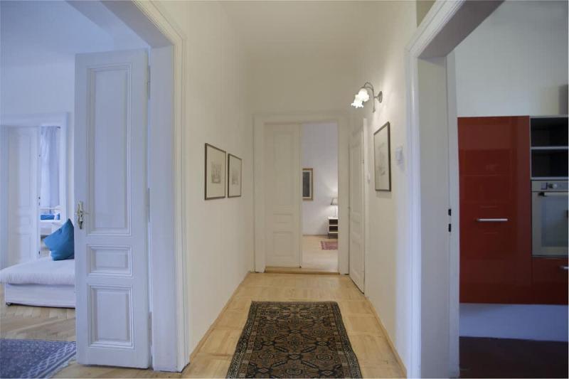 Spectacular Riverview apartment - image 15