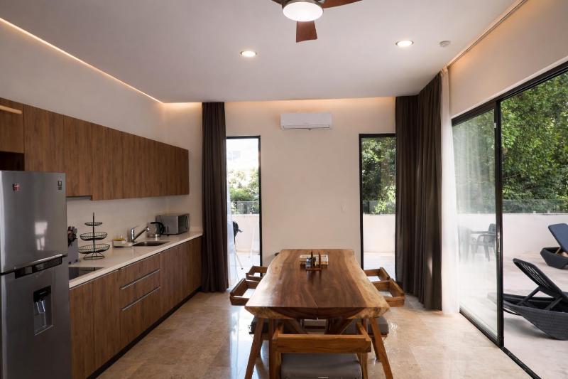 NEW 2 bed swim-up gril with jacuzzi Aldea Zamá - image 3
