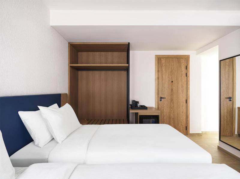 Hilton Garden Inn Chania City - image 6