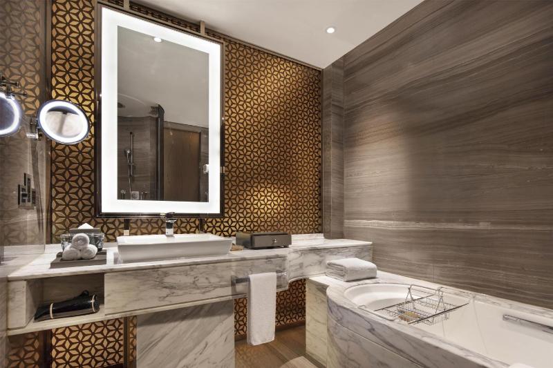 Hilton Chengdu - image 9