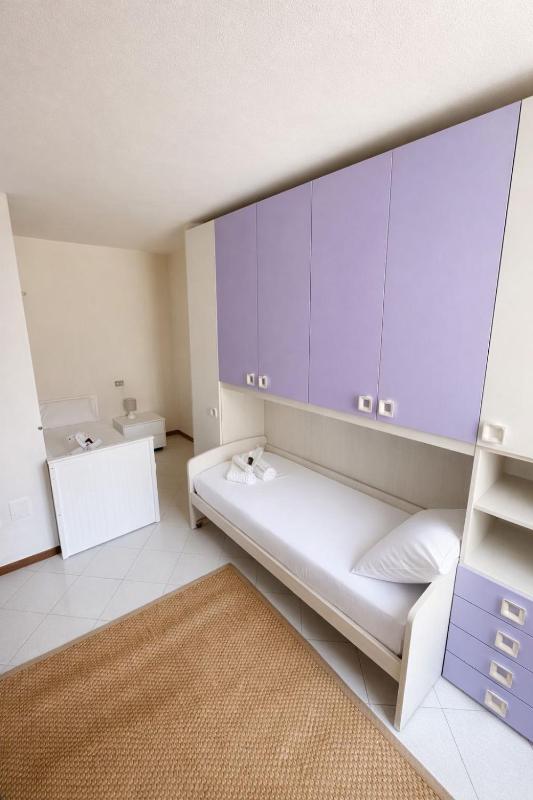 Vinessa Rooms - image 29