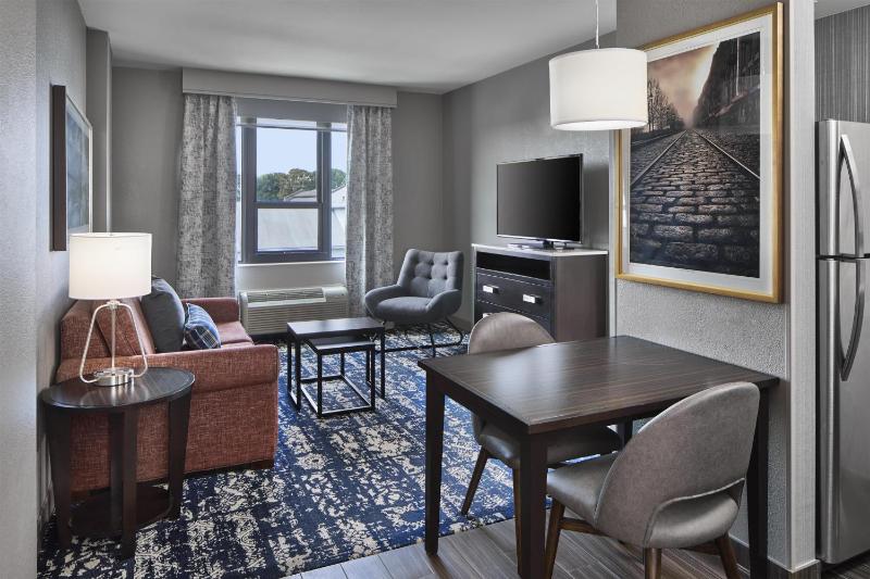 Homewood Suites by Hilton Savannah Historic District/Riverfront - image 21