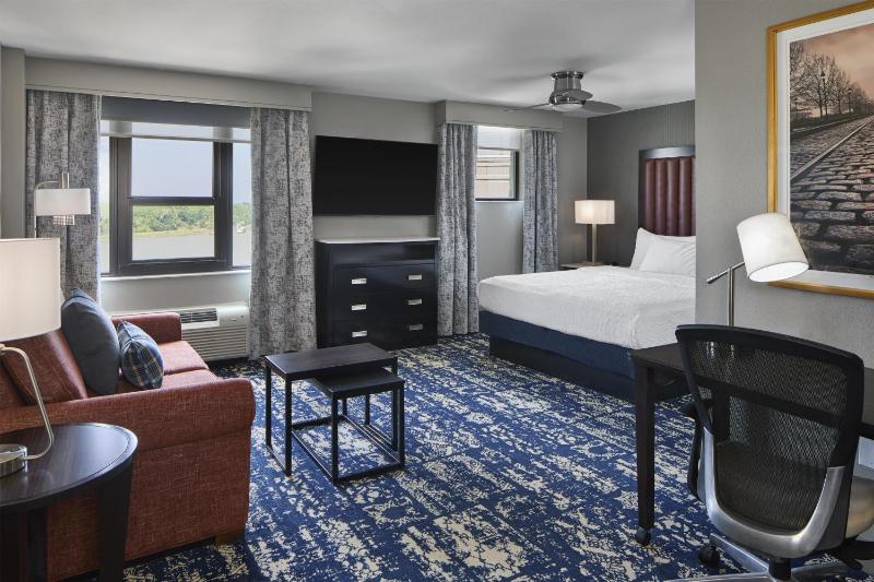 Homewood Suites by Hilton Savannah Historic District/Riverfront - image 5
