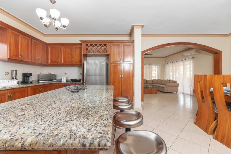 Spacious 8 Bedroom 10 Bath Villa THE CENTER of Sosua - image 19