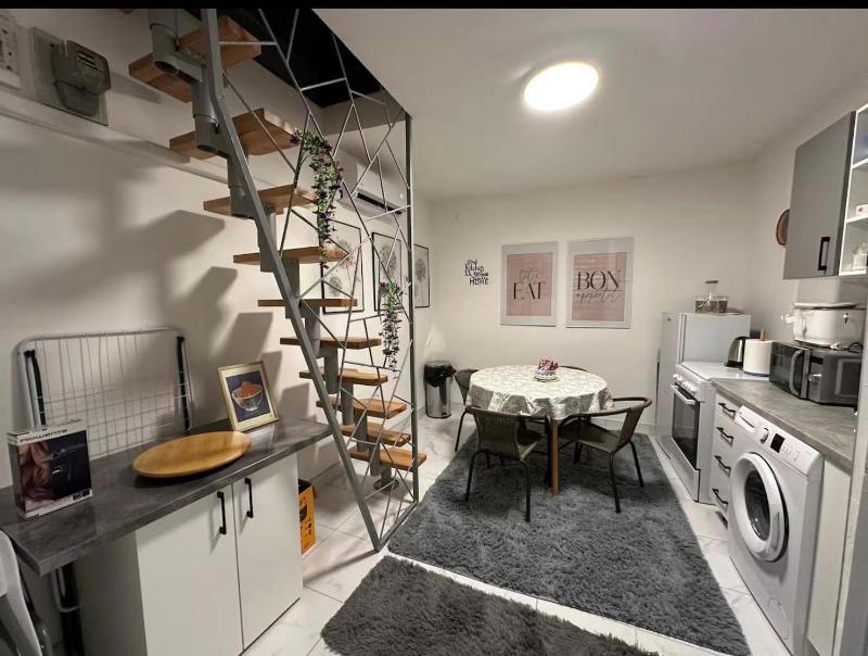 Old Town Central Loft 23 - image 13