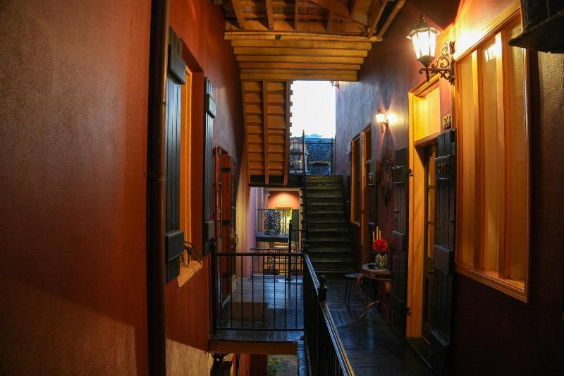 The Olivier House Hotel - image 11