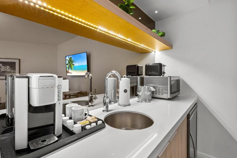Bentley Hotel South Beach - image 49