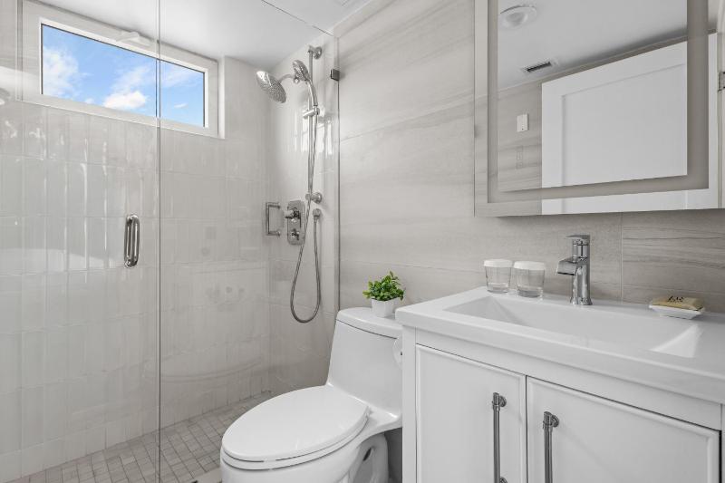 Bentley Hotel South Beach - image 26