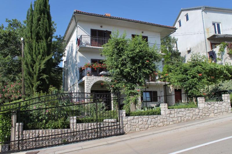 Apartments with parking space Selce Crikvenica - 2404 - image 1