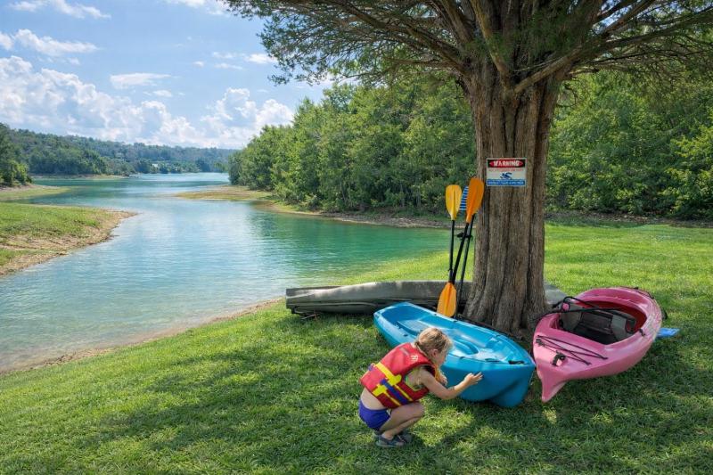 Little Lake Cove - image 6