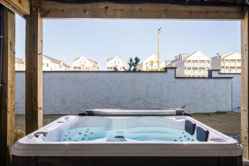 New Listing Ocean Views Hot Tub & Community Pool - image 13