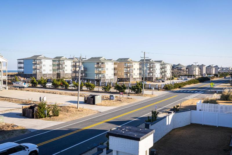 New Listing Ocean Views Hot Tub & Community Pool - image 29