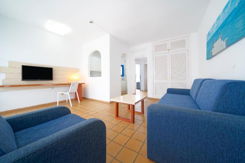 Bluesea Bahia Fanabe & Villas - image 7