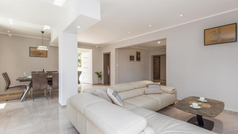 Villa Cissa by Villas Guide - image 6