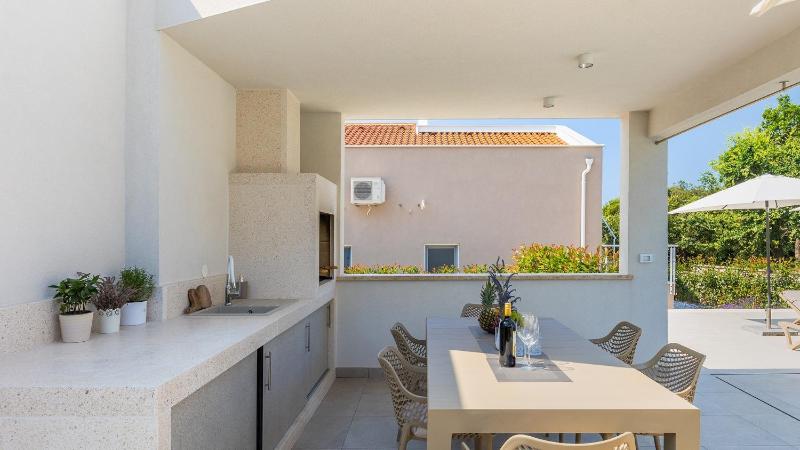 Villa Cissa by Villas Guide - image 17