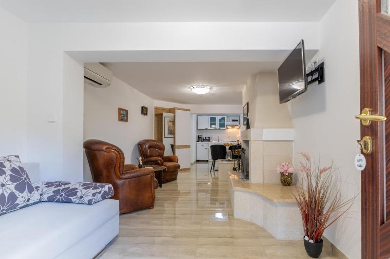 Apartments Aida - image 7