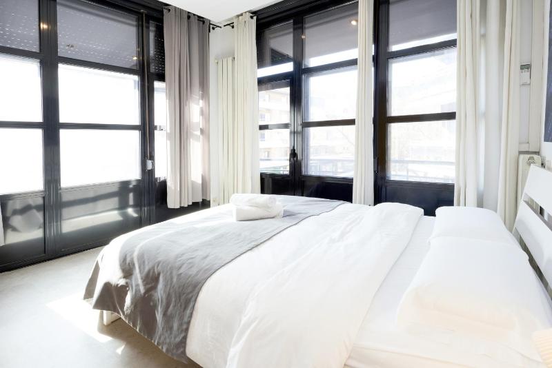 Santa Rosa Madrid 204 by Escape Home - image 16