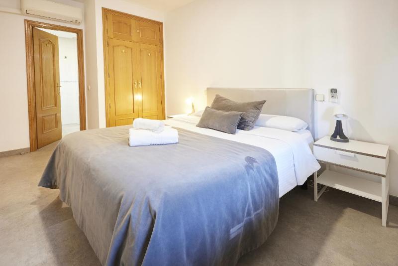 Santa Rosa Madrid 303 by Escape Home - image 4