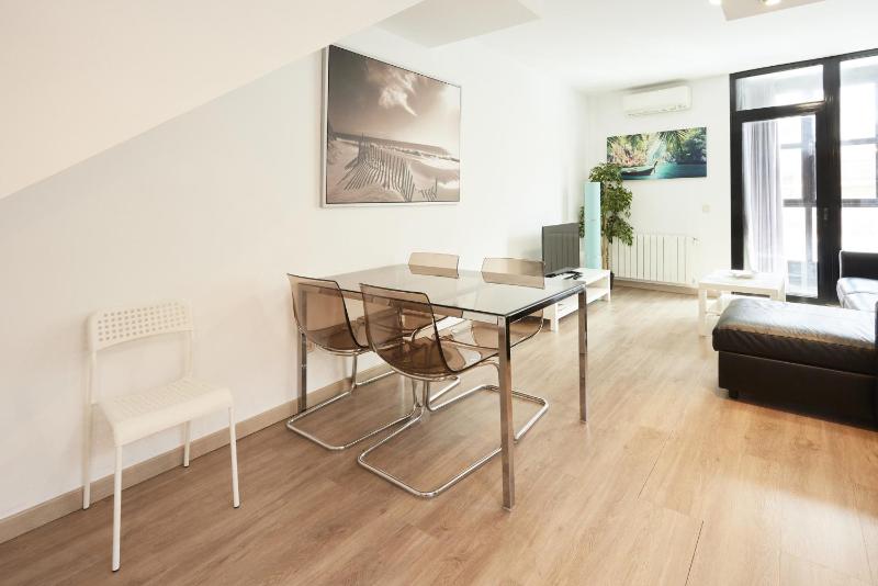 Santa Rosa Madrid 305 by Escape Home - image 14