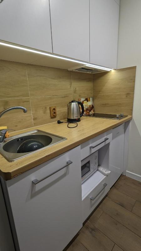 Затишна квартира близько залізничного вокзалу - image 6