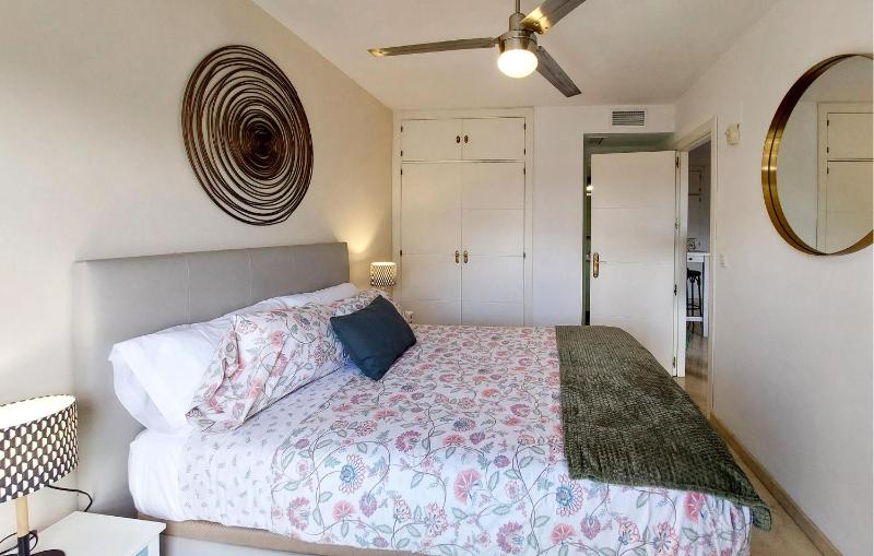 1 Bedroom Stunning Apartment In Torremolinos - image 8