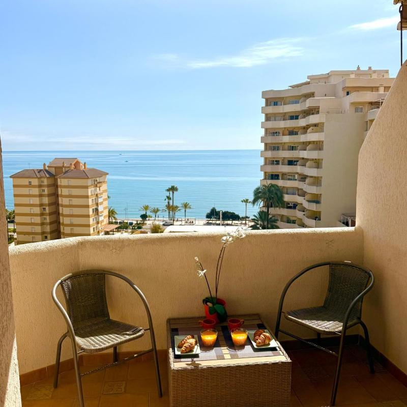 Spacious Studio in Benalbeach with sea views - image 18
