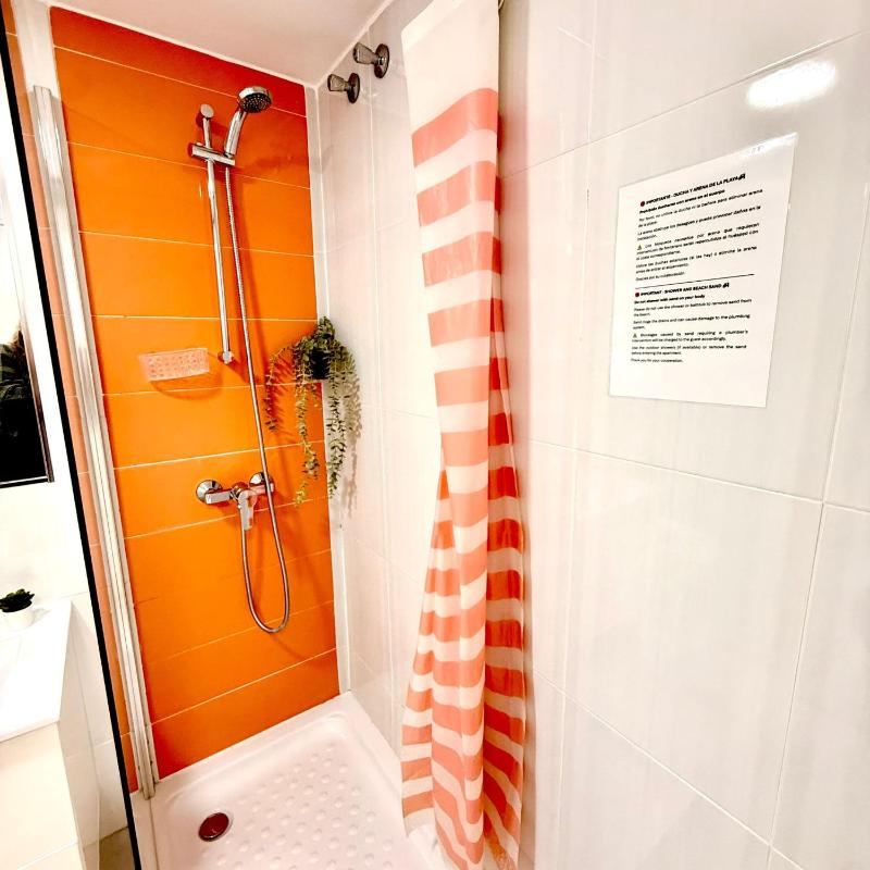 Spacious Studio in Benalbeach with sea views - image 23