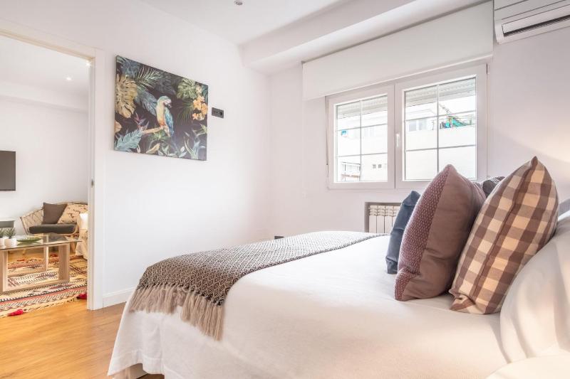 Apartamento Chic para 2 en la Golden Mile Madrid - image 3