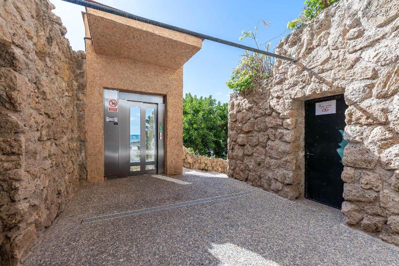 797 HOLIDAY RENTALS - Estudio con vistas frontales al Mar - image 14