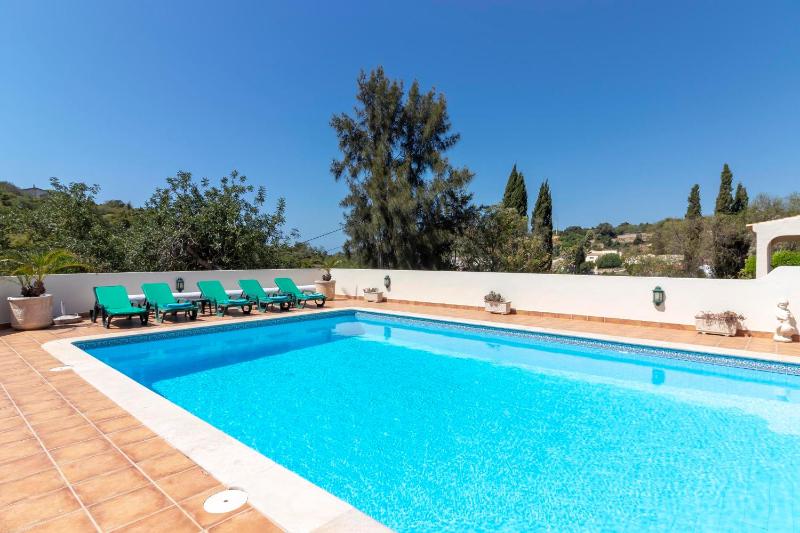 Casa Ouricos Large Pool BBQ Walk to beach - image 32