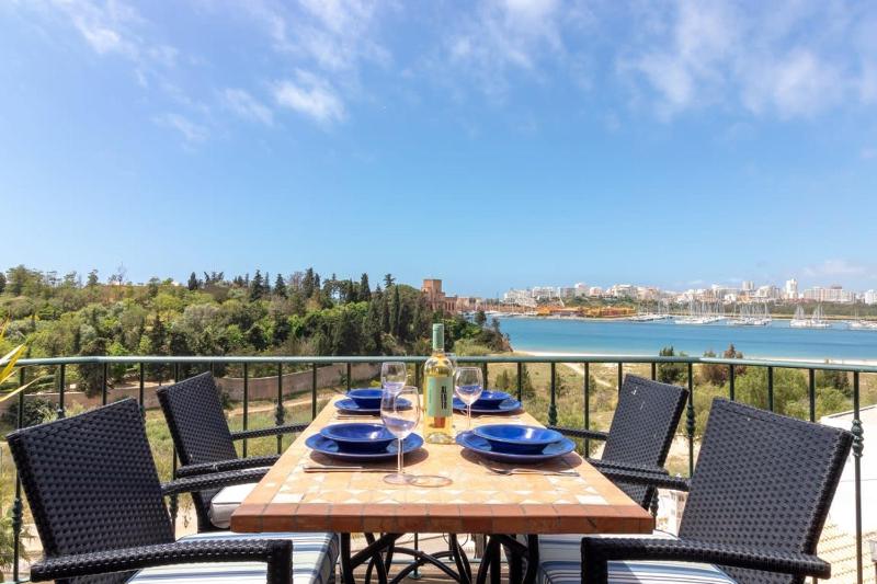 Luxury Townhouse n10 - Front-line Sea views - image 15