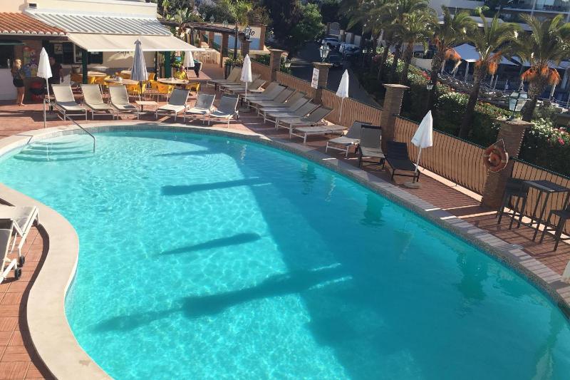 Front line townhouse Face la mer in Ferragudo luxury sea views - image 22