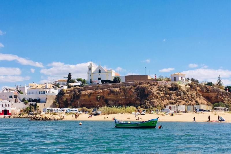 Front line townhouse Face la mer in Ferragudo luxury sea views - image 24