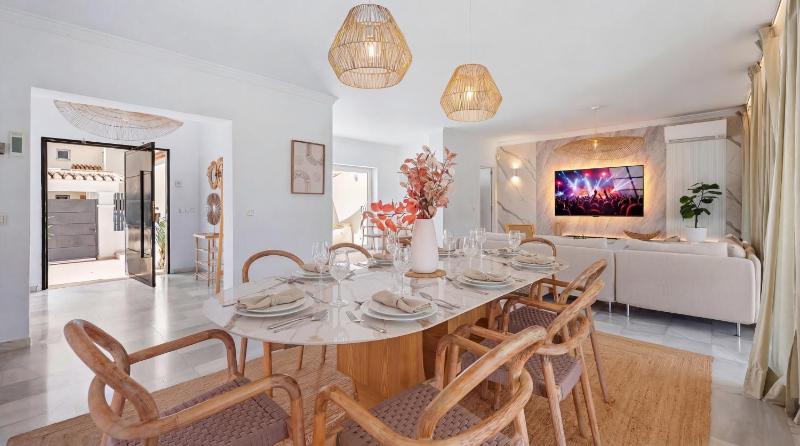 VACATION MARBELLA I Villa Sirio Golf-Front Villa Private Heated Pool BBQ Privacy World-Class Dining 10 min from Puerto Banus - image 33