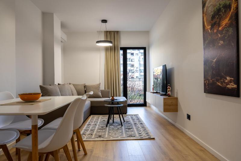 Barrikada-E Apartments - image 10