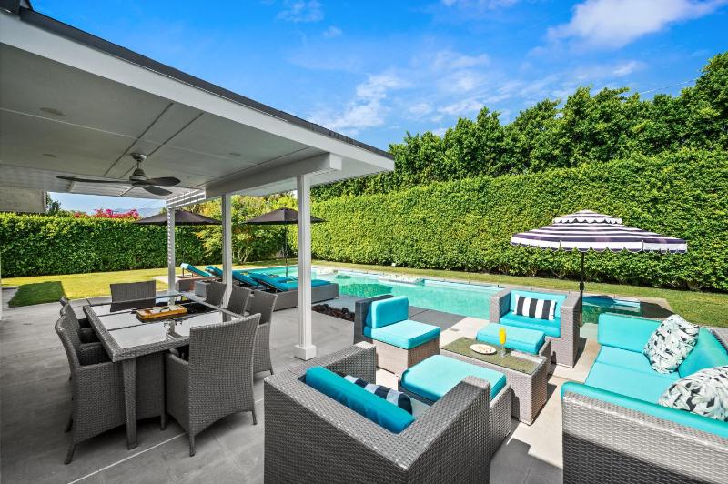 Nova Mae charming 3-bedroom with private pool in sunny Palm Springs CA - image 9