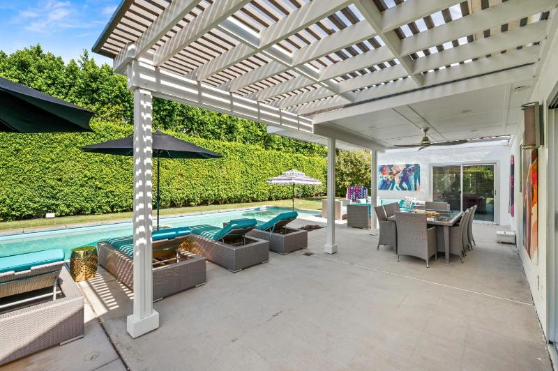 Nova Mae charming 3-bedroom with private pool in sunny Palm Springs CA - image 48