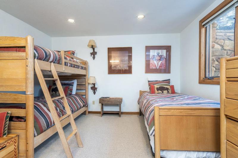 Riverside Retreat Condo - image 3