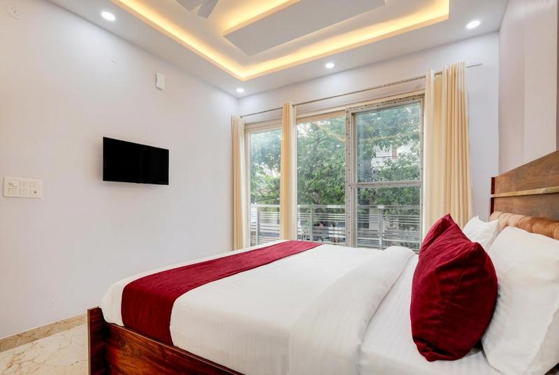 Super Hotel Pari Chowk Formerly The Divine KRC - image 3