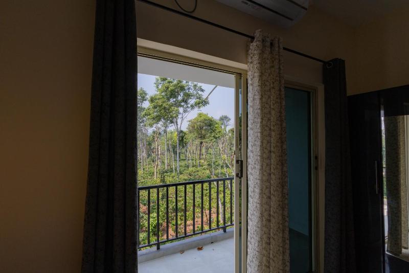 Bougain Villa @ Mekeri - image 9