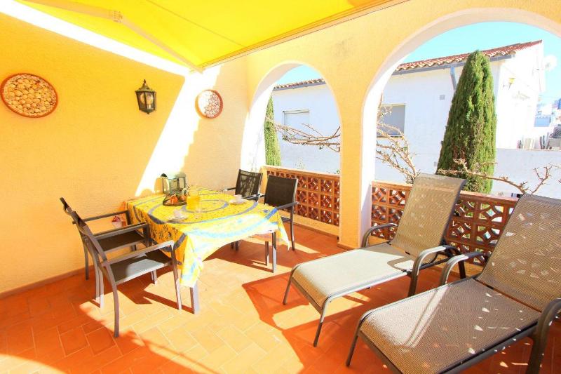 RESIDENCIA ALBERES -Apartamento completo con piscina barbacoa parking- B - image 35