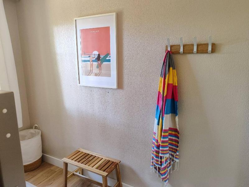 Belle maison avec acces piscine et golf - image 17