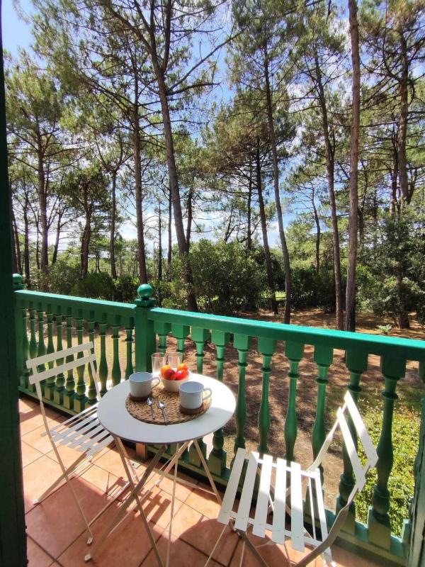 Belle maison avec acces piscine et golf - image 16