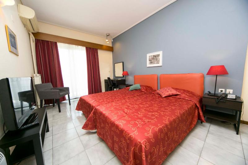 Double Room image 1