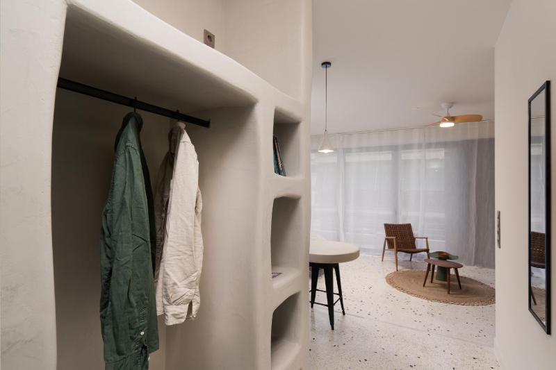 Eridanus Ceramis Suites - image 5