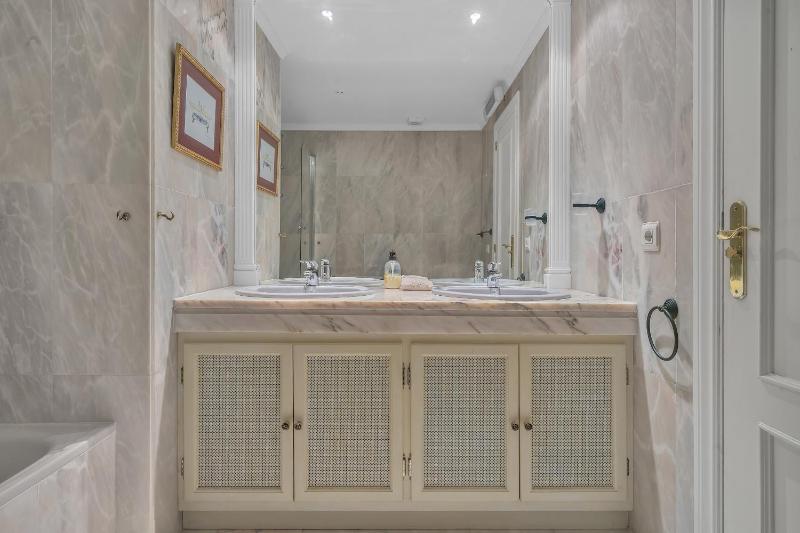 Casa El Palmeral by Finest Rentals - image 5